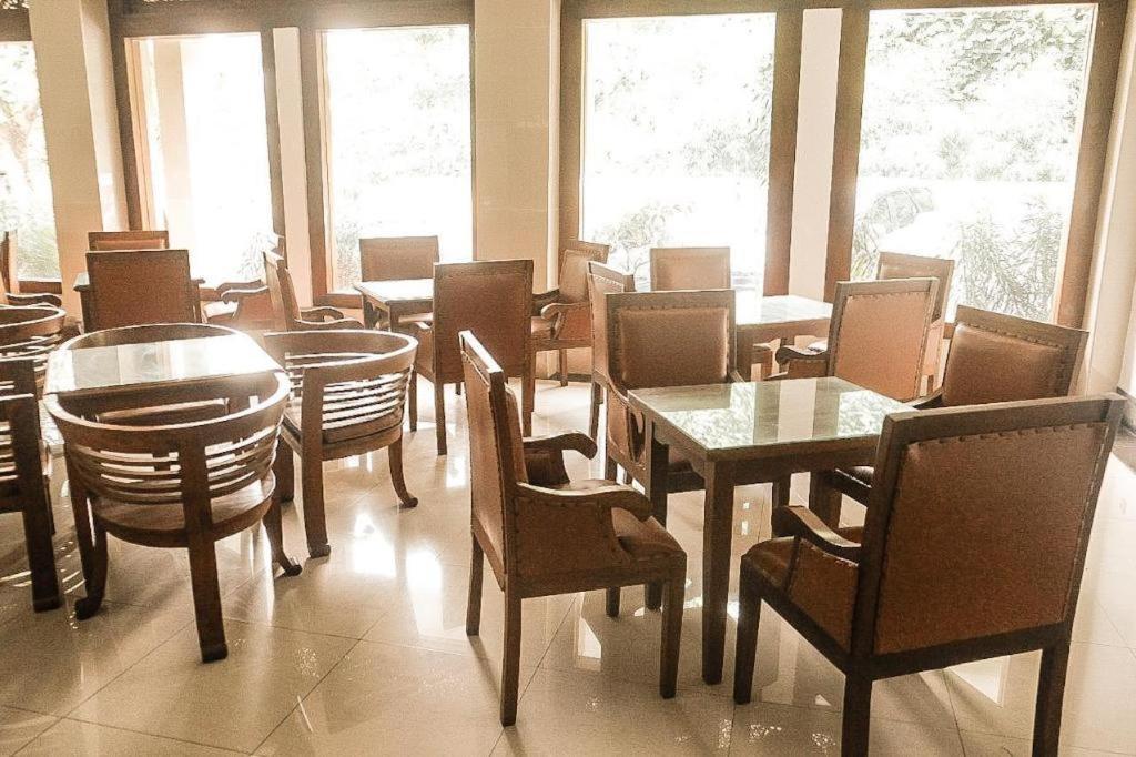 Rizen Padjadjaran Hotel Богор Екстериор снимка